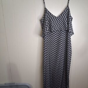 Glam Monochrome Chevron Maxi Dress